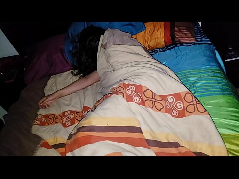 ❤️ Patėvis bara savo jauną pamotę, kol ji miega. ☑ Anal video prie mūsų ❤