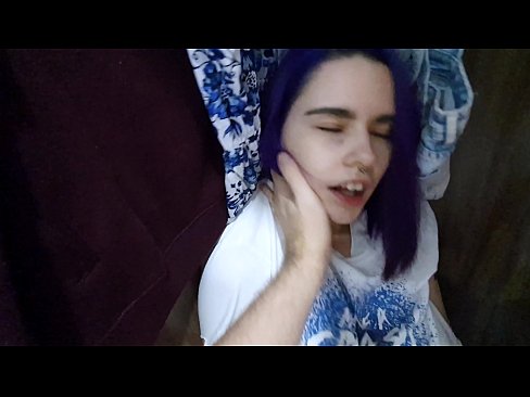 ❤️ Radau savo sesutę spintoje ir padėjau jai pasidaryti ☑ Anal video prie mūsų ❤